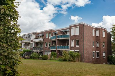 Großzügige 3-Zimmer-Wohnung mit Südwest-Balkon und Tiefgarage in Langenhorn