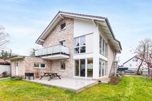 Modernes Zweifamilienhaus in Eggersdorf - Mit A-Energieeffizienz, Einbauküchen, Kaminen, Garage uvm. – Die vollständige Adresse der Immobilie erhältst du vom Anbieter., 15345 Petershagen/Eggersdorf – Vorschaubild 4