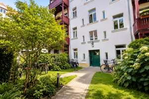 Schöne Erdgeschosswohnung mit Terrasse