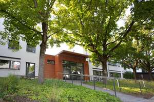 "Betreutes Wohnen"   entspanntes und ruhiges Wohnen im Alter, nur für Senioren über 60 Jahre – Bgm.-Bohl-Str. 54, 86157 Pfersee-Süd, Augsburg – Vorschaubild 1