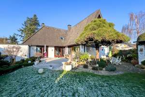 Charmantes Einfamilienhaus in Königsheide /gr. Wohn-Essbereich / Wohndiele mit Kamin uvm. – Die vollständige Adresse der Immobilie erhältst du vom Anbieter., 27578 Leherheide, Bremerhaven – Vorschaubild 1