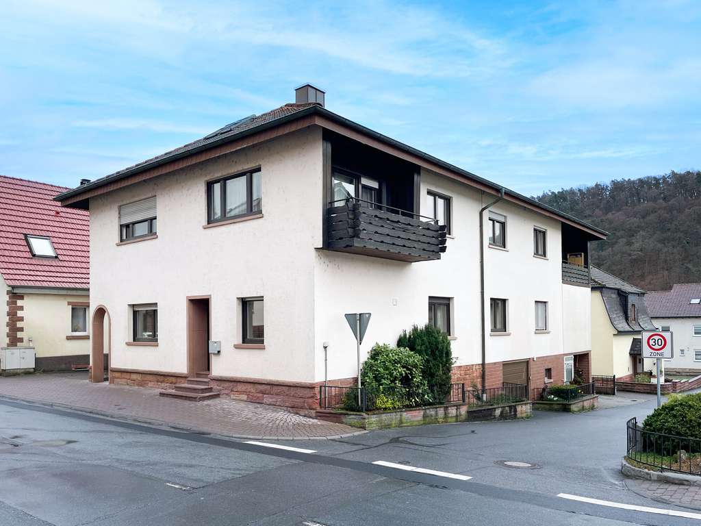 Immobilie in Collenberg - Kapitalanlage – Mehrfamilienhaus mit Renditepotenzial und Perspektive - Bild 0
