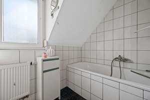 3-Zi.-Maisonette-Wohnung mit 2 Balkonen und Einzelgarage, Baujahr 2005, Energieausweis C – Die vollständige Adresse der Immobilie erhältst du vom Anbieter., 70376 Münster, Stuttgart – Vorschaubild 14