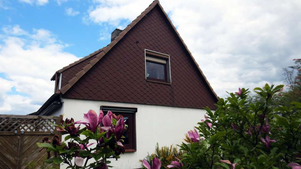 Neubau oder Renovieren - schönes Grundstück wartet auf Ideen