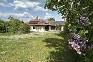 Großzügiges Einfamilienhaus mit riesigem Garten – Rhön-Grabfeld (Kreis) – Vorschaubild 1