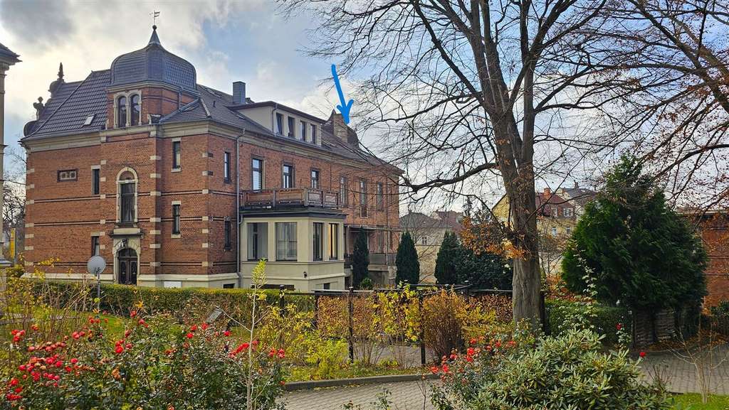 Immobilie in Bertsdorf-Hörnitz - Zittau: Historische Haushälfte mit großem Garten & Remise – Potenzial! - Bild 0