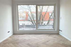 FREI Z. 01.2026, SCHÖNE, SEHR HELLE GROSSZÜGIGE DACHGESCHOSS-WHG. M. TERRASSEN WEITBLICK, LIFT – Die vollständige Adresse der Immobilie erhältst du vom Anbieter., 10405 Prenzlauer Berg, Berlin – Vorschaubild 12