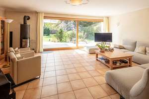 Repräsentatives 3 Familienhaus mit Topausstattung, großer Garten, Indoor Pool – Die vollständige Adresse der Immobilie erhältst du vom Anbieter., 81377 Großhadern, München – Vorschaubild 11