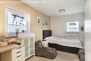Perfekt für Familien: Großzügiges Haus mit drei Garagen und viel Komfort in Erftstadt-Köttingen – Die vollständige Adresse der Immobilie erhältst du vom Anbieter., 50374 Erftstadt – Vorschaubild 28
