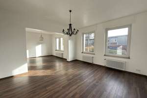 VILLA – IHR FAMILIENTRAUM – charmant und großzügig – Königstraße 77, 47198 Alt-Homberg, Duisburg – Vorschaubild 2