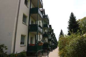 Modernes Laminat  - frei ab 1.2.26 - große Küche – Yorckstraße 43, 9130 Sonnenberg, Chemnitz – Vorschaubild 3