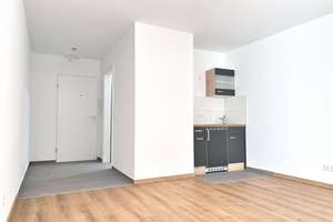 +++ALLES NEU+++TOP AUSSTATTUNG+++DUSCH-BAD+++GR. BALKON+++HMS +++ETC.+++AB 08.26 +++ – Talstr. 28, 70188 Gaisburg, Stuttgart – Vorschaubild 2