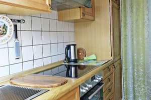 Möblierte Dachgeschosswohnung mit zwei Räumen und Einbauküche in Reutlingen-Sondelfingen – Schleestraße 4, 72766 Sondelfingen, Reutlingen – Vorschaubild 6