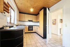 VIEL PLATZ IN TRAUMLAGE – Stattliches Zweifamilienhaus mit großer Doppelgarage – reserviert – Bergstraße 13, 72793 Reutlingen (Kreis) – Vorschaubild 7