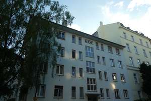 Wohnen im beliebten Frankfurter Nordend – idealer Grundriss und helles Tageslichtbad!