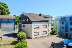 6-Parteien MFH in Remscheid Lennep mit Entwicklungspotenzial – Die vollständige Adresse der Immobilie erhältst du vom Anbieter., 42897 Lennep Nord, Remscheid – Vorschaubild 1