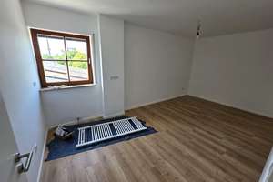 Exklusiv wohnen im Dachgeschoss - Erstbezug - Sonnige Dachterrasse - Ruhige Lage – Die vollständige Adresse der Immobilie erhältst du vom Anbieter., 90427 Schniegling, Nürnberg – Vorschaubild 4