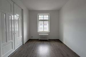 Renovierte 3-Zimmer-Wohnung mit Altbaucharme in Bremerhaven – Hafenstraße 196, 27568 Lehe, Bremerhaven – Vorschaubild 4