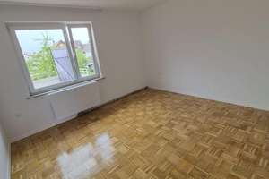 Modernes Wohnen auf höchstem Niveau – Frisch sanierte 3-Zimmer-Wohnung mit Balkon! – Sturmbühlstraße 75, 78054 Schwenningen, Villingen-Schwenningen – Vorschaubild 5