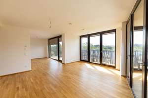 Familienfreundliche 4-Zimmer Wohnung mit Loggia – Marina Garden