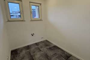 **Kernsanierte helle 3-Zimmer-Wohnung mit Balkon** in Mönchengladbach Zentrum – Leibnizstraße 40, 41061 Westend, Mönchengladbach – Vorschaubild 3