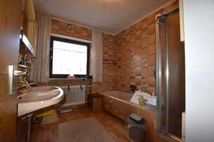 Geräumiges Zweifamilienhaus mit gemütlichem Garten und Garage – Ansbach (Kreis) – Vorschaubild 7