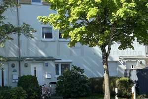 SONNIGES "BSG" REIHENMITTELHAUS MIT CARPORT – Die vollständige Adresse der Immobilie erhältst du vom Anbieter., 87437 Ludwigshöhe, Kempten (Allgäu) – Vorschaubild 1