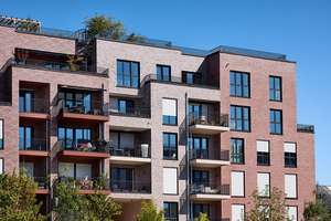 Lichtdurchflutete 4-Zimmer-Wohnung mit Dachgarten & Penthouse-Flair