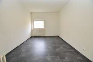 Singles und Paare aufgepaßt! Lichtgeflutete 2-Zimmer-Wohnung mit Balkon in Gelsenkirchen-Mitte – Vittinghoff-Siedlung 18, 45881 Schalke, Gelsenkirchen – Vorschaubild 3