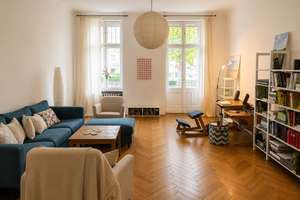 Charmante 135 m² Altbauwohnung mit Balkon in Berlin - Halensee