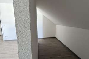 Neubau-Loft 3-Zimmer-Wohnung mit Loggia in sehr ruhigem Wohnviertel nahe des Naturschutzgebietes – 52531 Übach-Palenberg – Vorschaubild 16