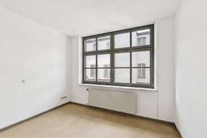 Charmantes Stadthaus mit Geschichte und Potenzial in bester Innenstadtlage von Neuss – Die vollständige Adresse der Immobilie erhältst du vom Anbieter., 41460 Innenstadt, Neuss – Vorschaubild 19