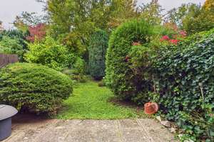 Ein Zuhause zum Wohlfühlen – familienfreundliches Split-Level-Haus mit Garten, Garage & Stellplatz – Die vollständige Adresse der Immobilie erhältst du vom Anbieter., 70439 Stammheim-Süd, Stuttgart – Vorschaubild 5