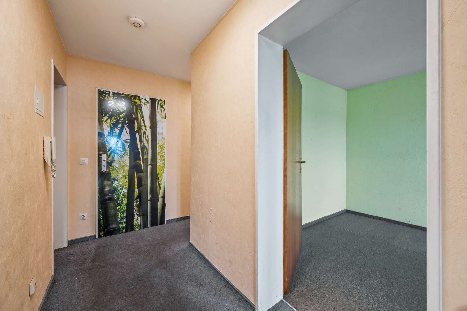 Charmante 2-Zimmer-Wohnung mit Potenzial in begehrter Lage in Köngen, Esslingen Kreis – Bild 3