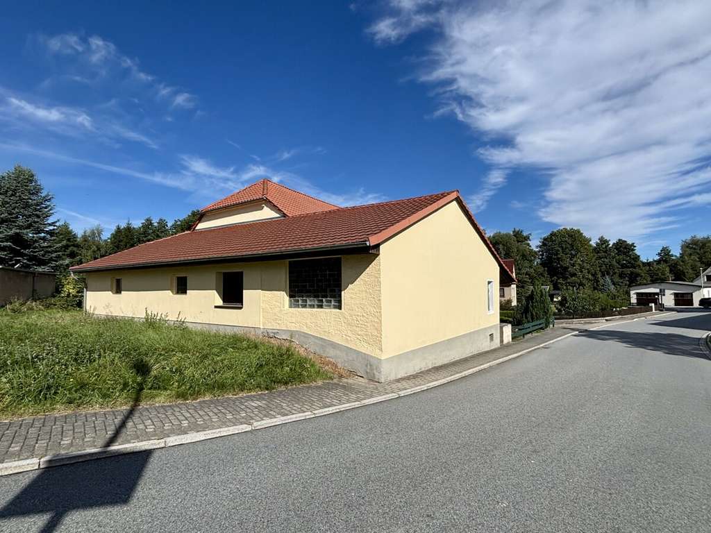 Immobilie in Löbau - Ehemalige Resthofstelle mit großem Nebengelass - Bild 1