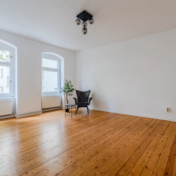 https://pictures.immobilienscout24.de/listings/1746d265-9c19-4f6f-97c9-014e1073ab93-2034808968.jpg/ORIG/legacy_thumbnail/350x350/format/webp/quality/90 image