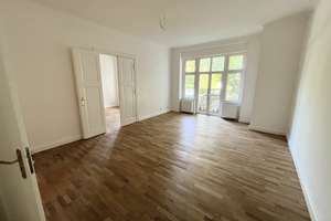 Modernisierte, große 2-Zimmer-Wohnung mit Garten – Toblacher Straße 42, 13187 Pankow (Ortsteil), Berlin – Vorschaubild 2