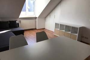 Lichtdurchflutete, möblierte Dachgeschosswohnung – Die vollständige Adresse der Immobilie erhältst du vom Anbieter., 81369 Mittersendling, München – Vorschaubild 2