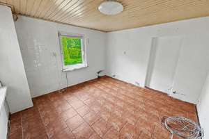 Viel Platz für die Familie – Charmantes Einfamilienhaus mit ca. 250 m² Wohnfläche in Hötensleben – Die vollständige Adresse der Immobilie erhältst du vom Anbieter., 39393 Hötensleben – Vorschaubild 6