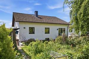 ***Charmantes Einfamilienhaus mit Einliegerwohnung*** – Die vollständige Adresse der Immobilie erhältst du vom Anbieter., 65624 Altendiez – Vorschaubild 5