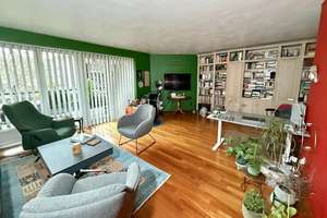 Großzügiges Wohnerlebnis: Design-Küche, Echtholzparkett & zwei Balkone – Moerser Str. 20, 47798 Cracau, Krefeld – Vorschaubild 6