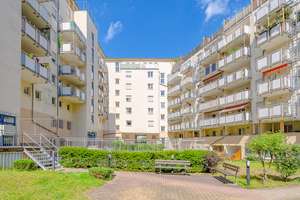 Helle 1-RW nach Sanierung * möbliert* Bad m. Dusche * 3. OG Lift * grüner Innenhof zur Mitnutzung * – Johann-Meyer-Straße 7 a, 1097 Leipziger Vorstadt, Dresden – Vorschaubild 13