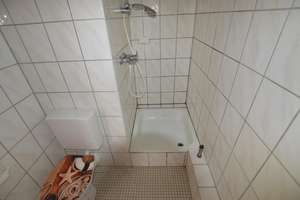 RÖNPAGEL IMMOBILIEN: Bothfeld - ETW 3 Zimmer + 2 Bäder + Loggia + TG optional – Salzwedeler Hof 3, 30179 Sahlkamp, Hannover – Vorschaubild 14