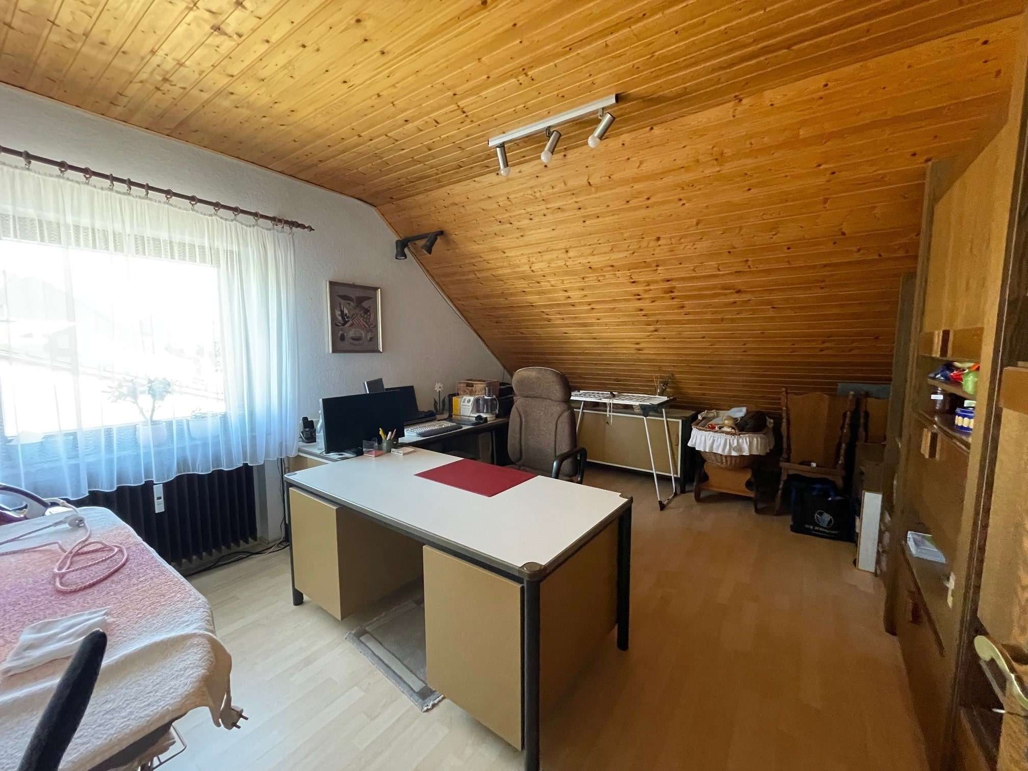 Immobilie in Gusterath - großzügige 4-Zimmer Dachgeschosswohnung mit unverbaubarem Fernblick, Balkon und Stellplatz  - Bild 11