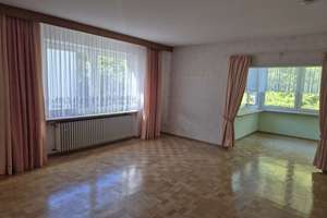 Wohnen am Wiesengrund – gepflegtes Familienhaus mit Wintergarten und Gartenidylle – Die vollständige Adresse der Immobilie erhältst du vom Anbieter., 90763 Südstadt Weikershof, Fürth – Vorschaubild 3