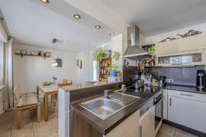 Renovierter Bungalow mit Photovoltaik, ruhige Lage, in 2 Einheiten teilbar – Die vollständige Adresse der Immobilie erhältst du vom Anbieter., 80935 Lerchenau-Ost, München – Vorschaubild 4
