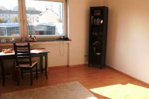 renoviertes 1 Zimmer- Appartement mit kleiner Pantry, nur 10 Fußminuten zur Uni – Schillerstraße 33  1.OG. mi, 34117 Nord (Holland), Kassel – Vorschaubild 2