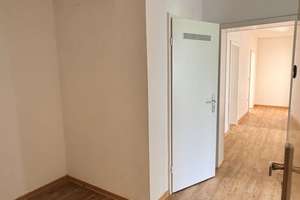 * Ab sofort frei ! * Barrierefreie + renovierte 3- Raum- ETW mit eigenem Garten !  Provisiosnfrei ! – Die vollständige Adresse der Immobilie erhältst du vom Anbieter., 40599 Hassels, Düsseldorf – Vorschaubild 7