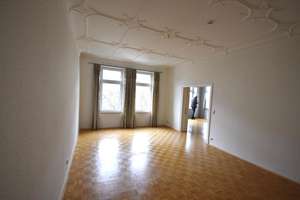 Helle 2-Zimmer Wohnung mit Balkon in Kiel-Blücherplatz – Feldstraße 118, 24105 Blücherplatz, Kiel – Vorschaubild 1