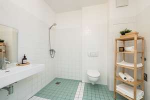 Property thumbnail 4